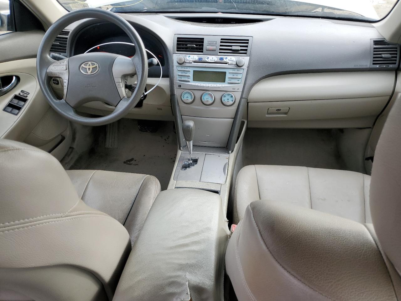 2009 Toyota Camry - Image 8