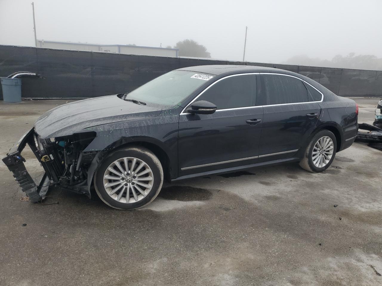 2017 Volkswagen Passat - Image 1