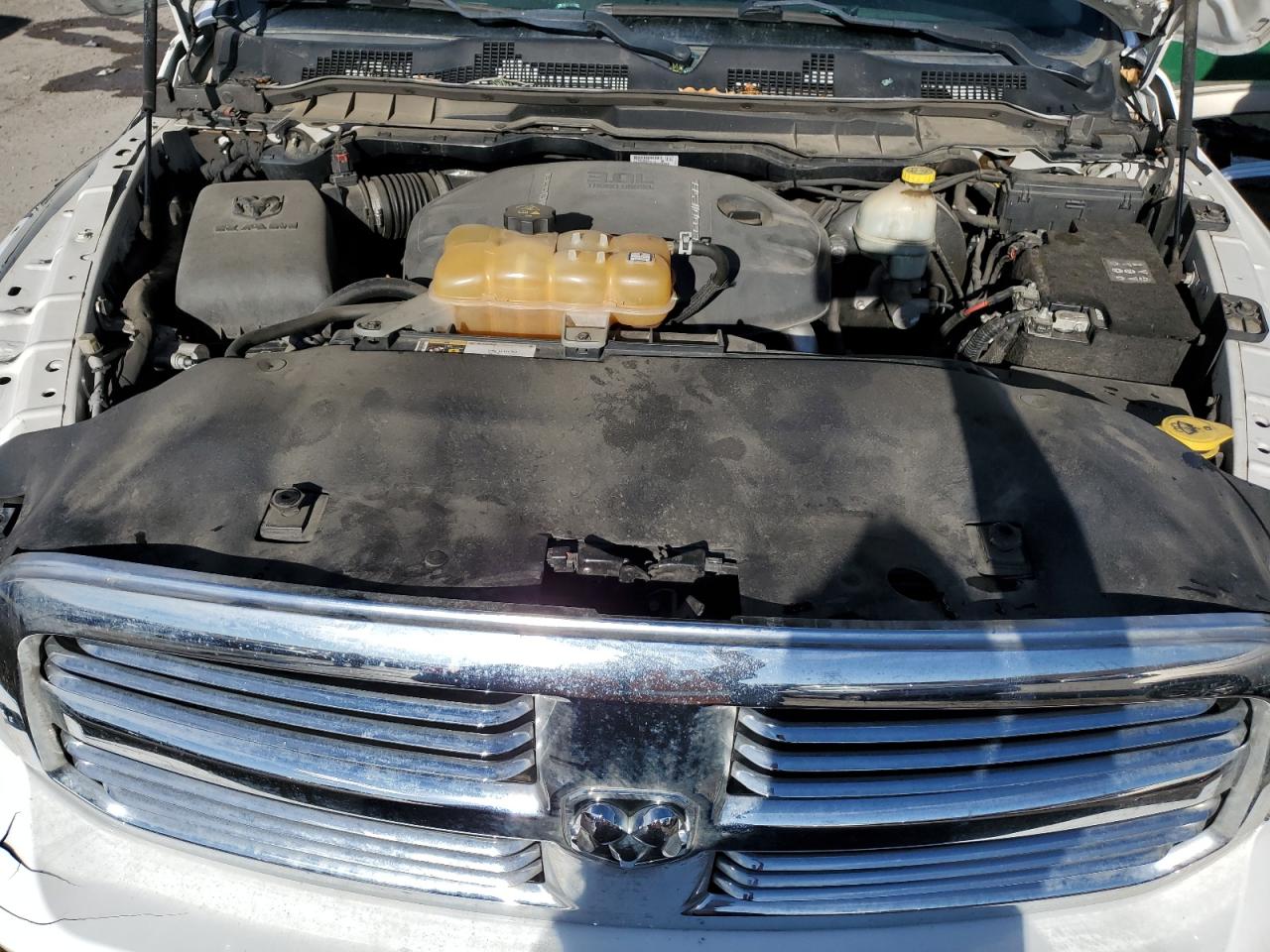 2015 RAM 1500 - Image 11