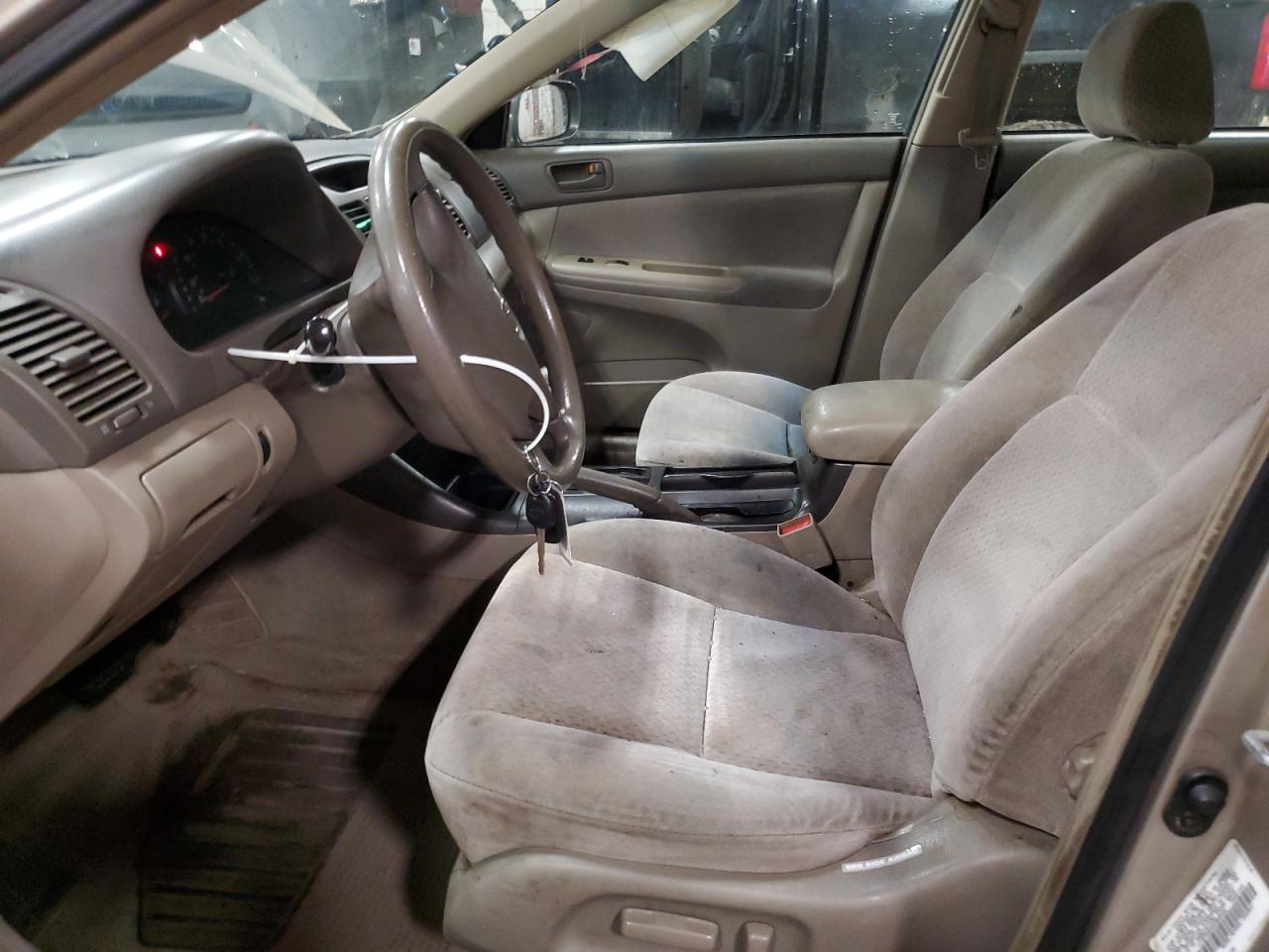 2003 Toyota Camry - Image 7