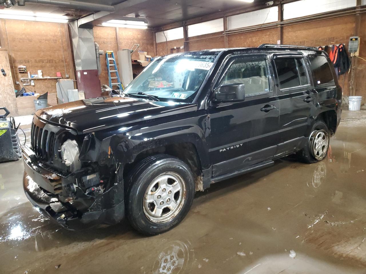 2013 Jeep Liberty (Patriot) - Image 1