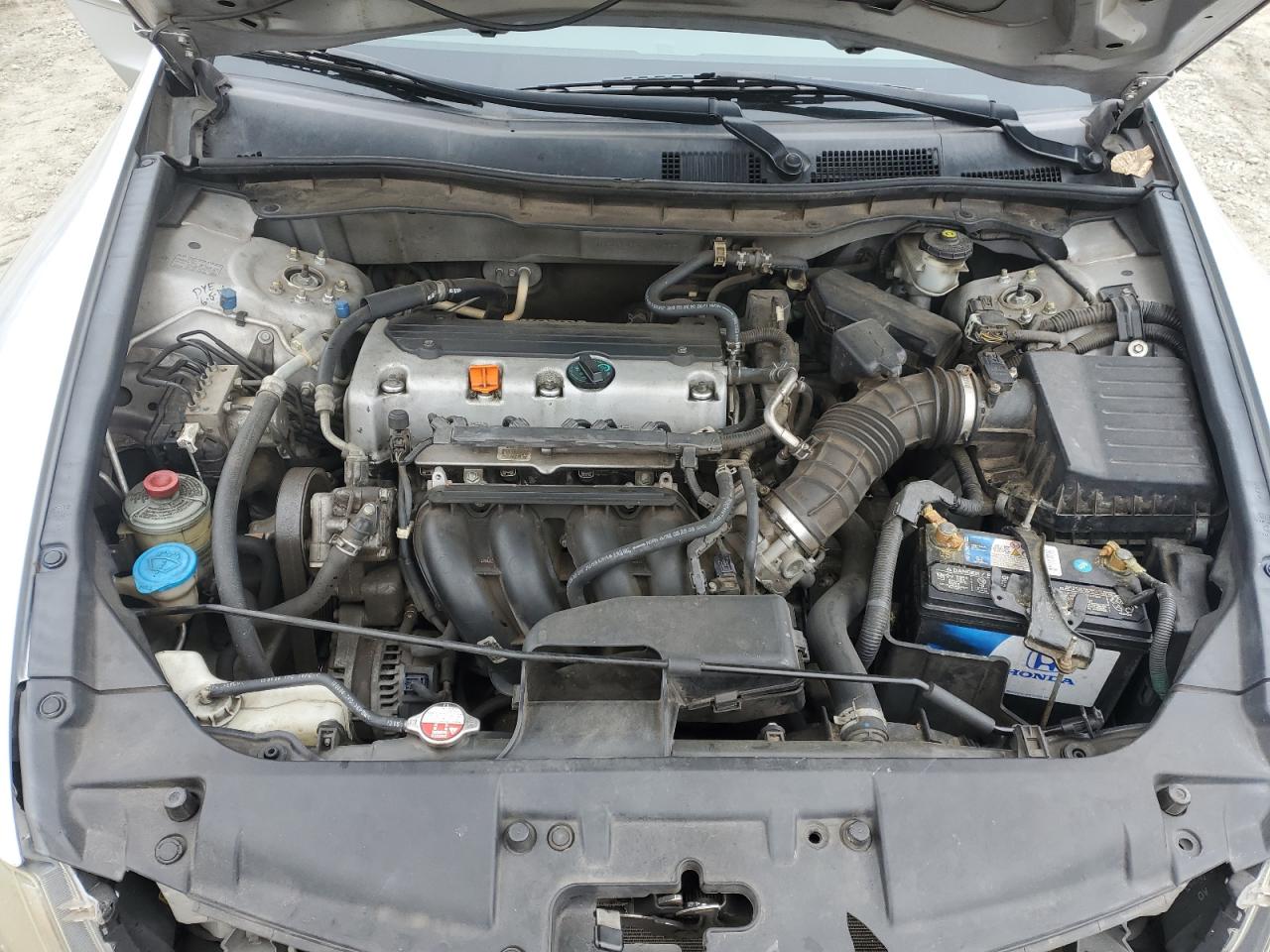 2009 Honda Accord - Image 12