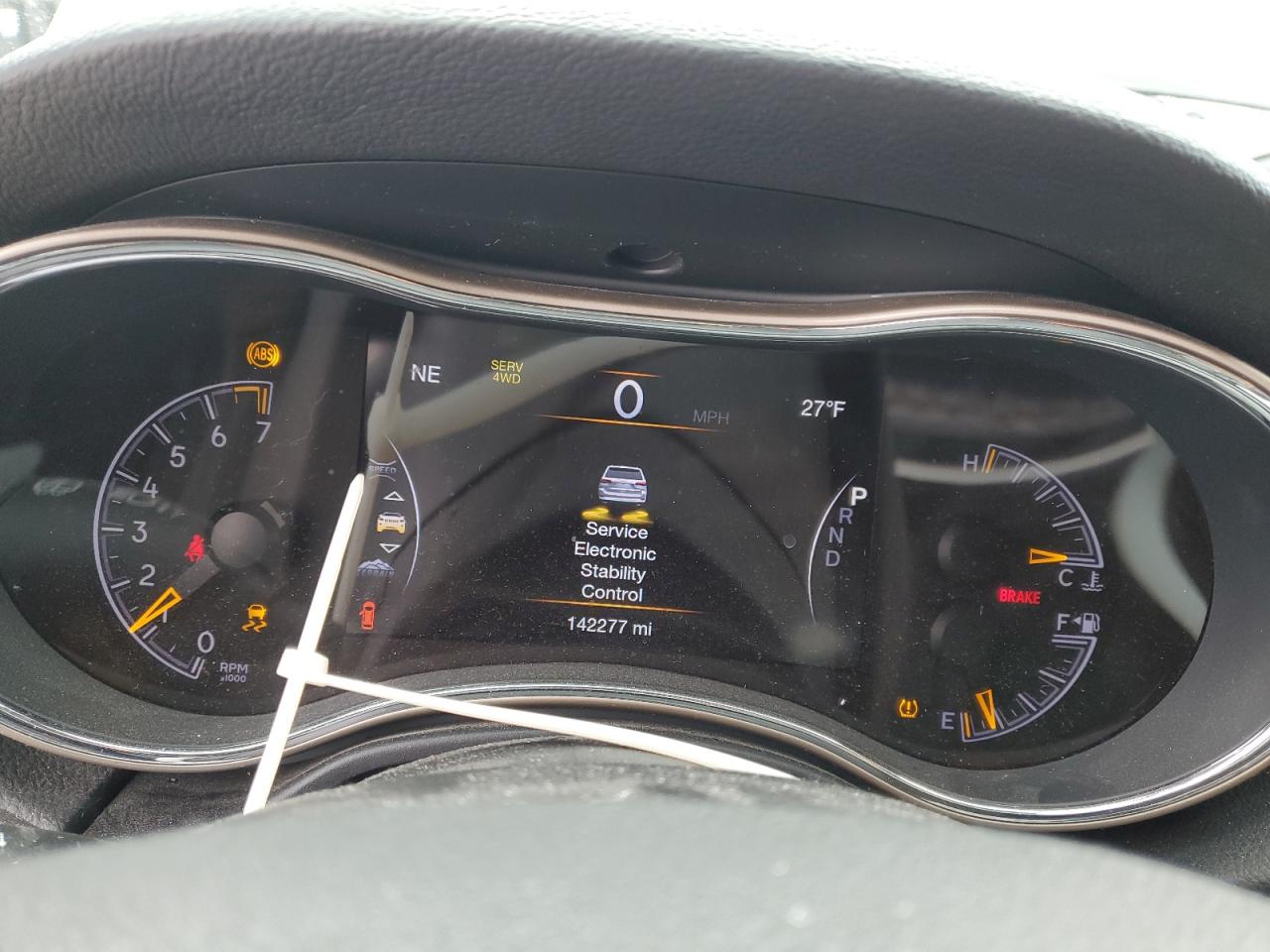 2017 Jeep Grand Cherokee - Image 9