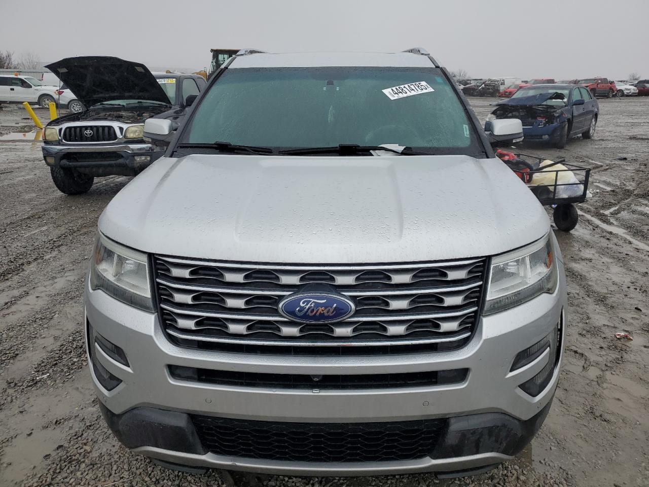 2016 Ford Explorer - Image 5