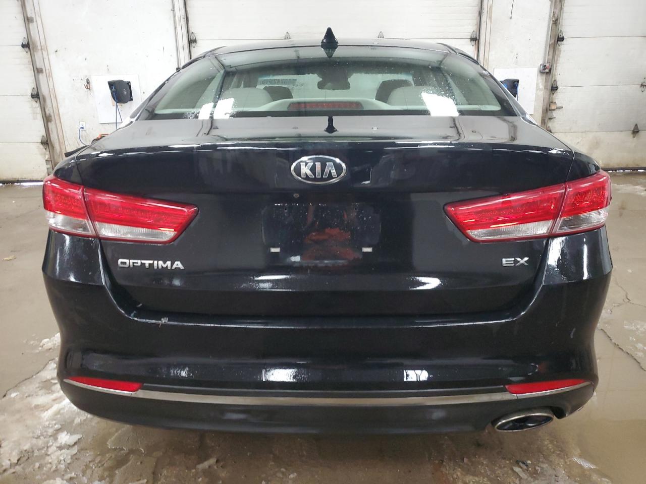 2016 Kia Optima - Image 6