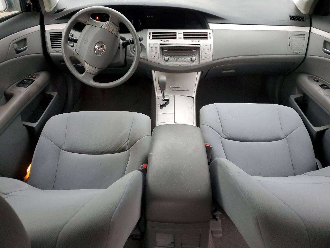 2009 Toyota Avalon - Image 8
