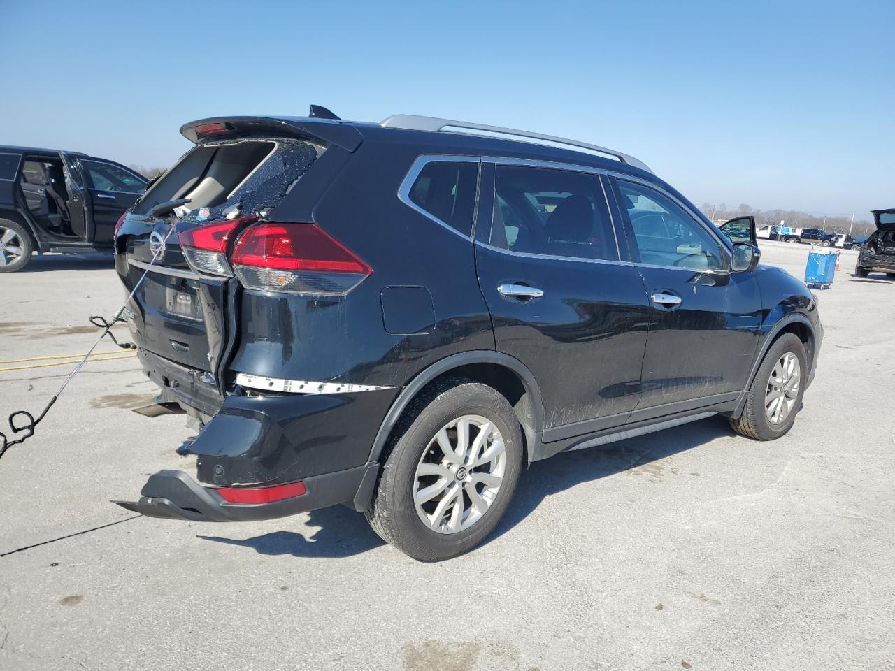 2020 Nissan Rogue - Image 3