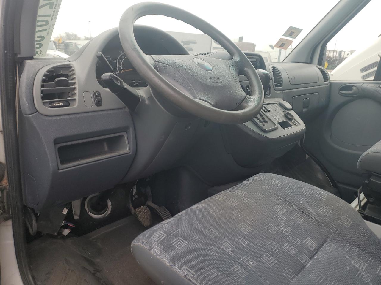 2005 Dodge Sprinter - Image 8