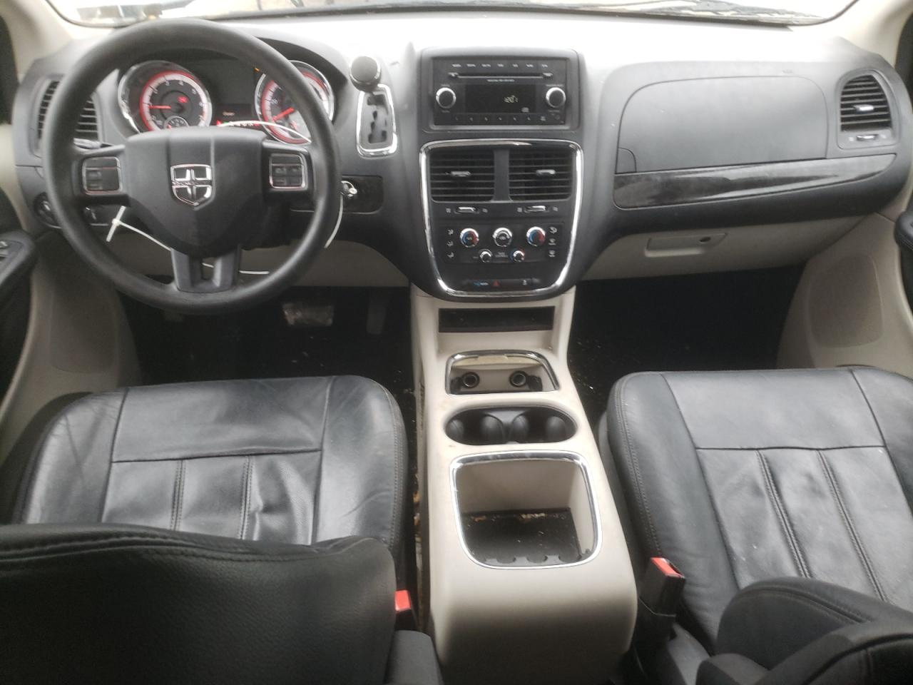 2014 Dodge Caravan - Image 8
