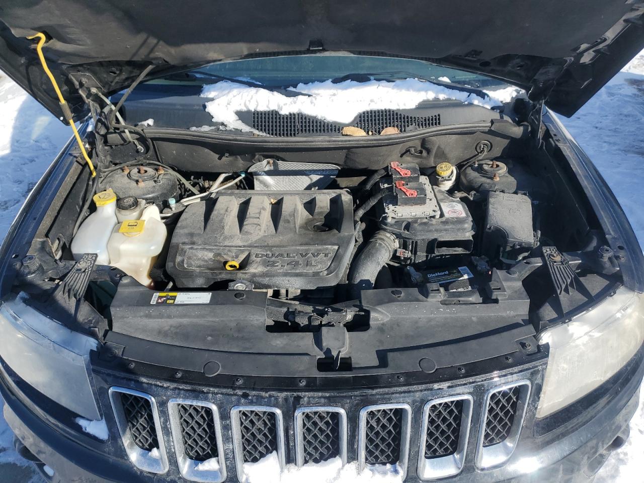 2014 Jeep Compass - Image 13