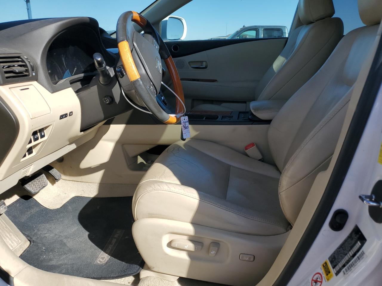 2010 Lexus RX - Image 7