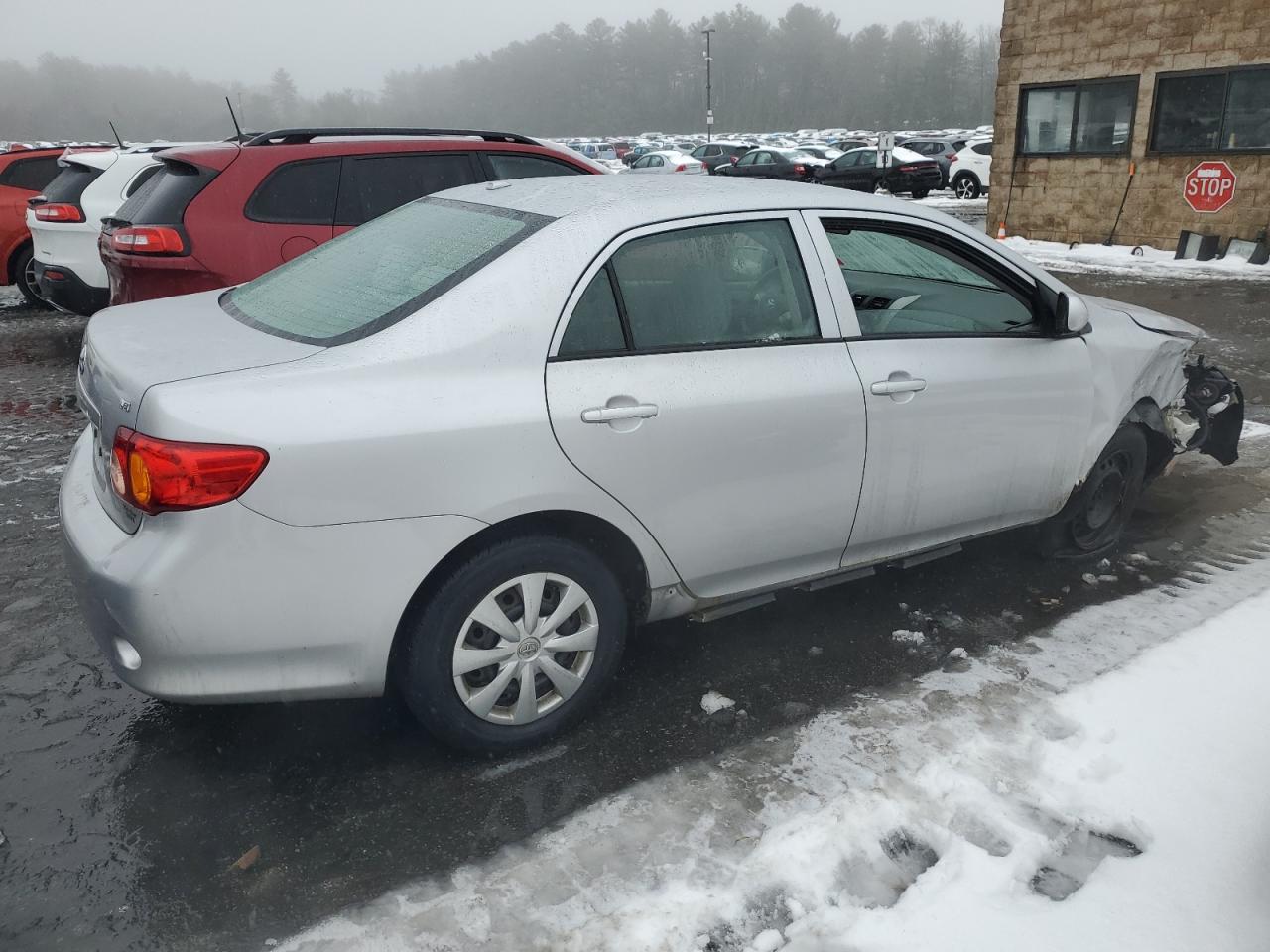 2010 Toyota Corolla - Image 3