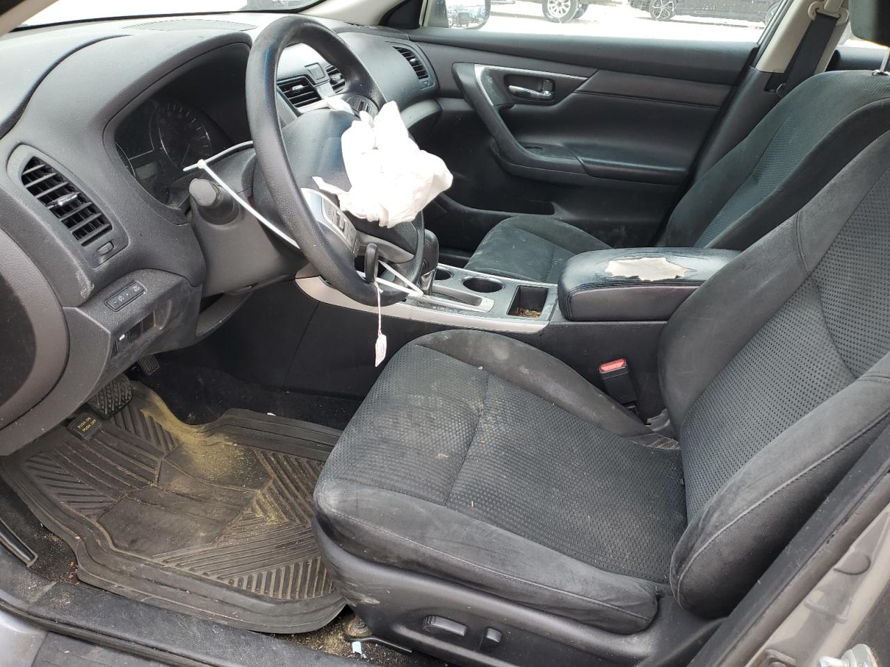 2015 Nissan Altima - Image 7