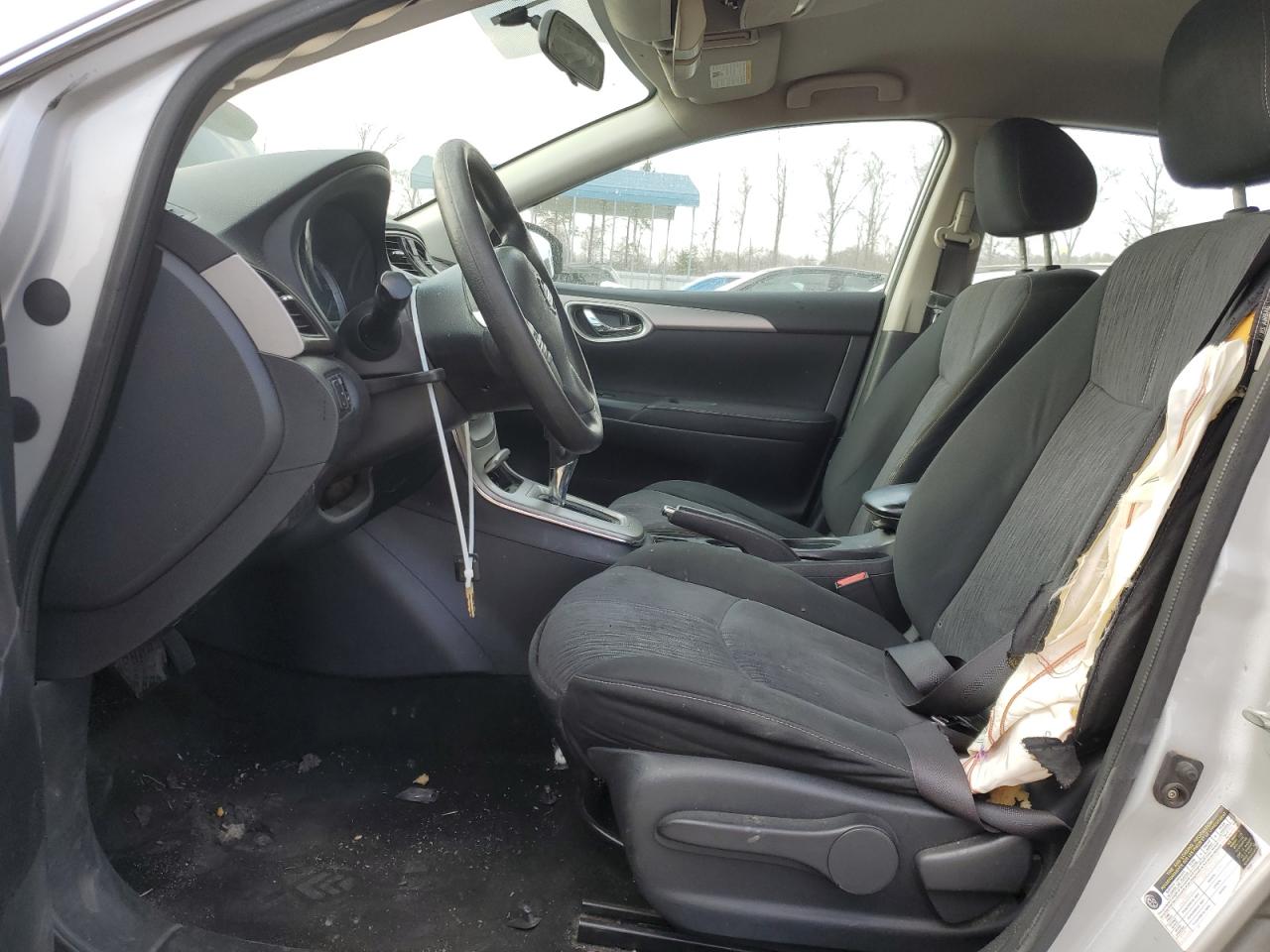 2014 Nissan Sentra - Image 7