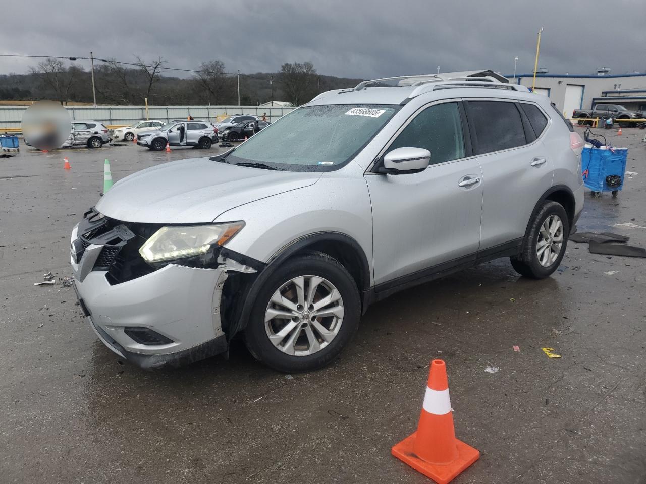2016 Nissan Rogue - Image 1