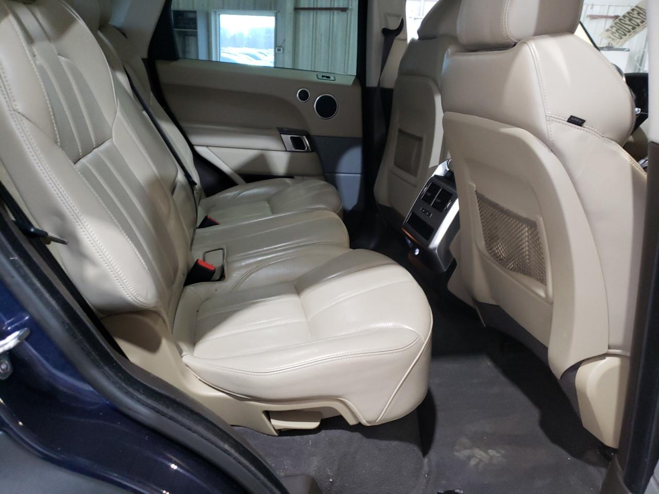 2017 Land Rover Range Rover - Image 11