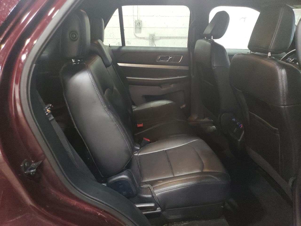 2018 Ford Explorer - Image 11