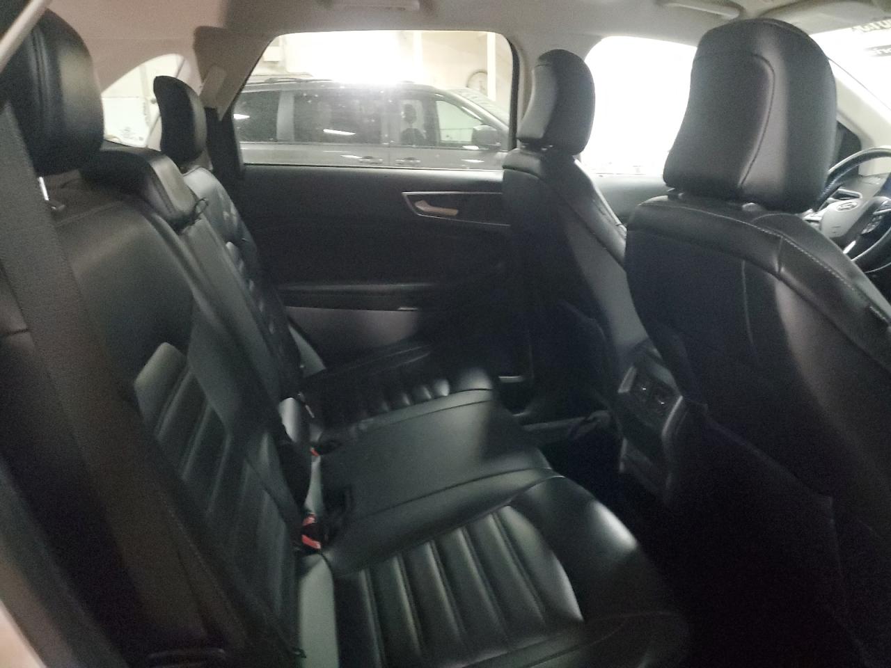 2023 Ford Edge - Image 10