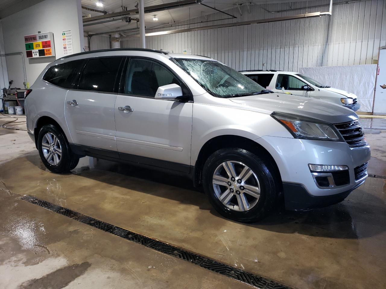 2015 Chevrolet Traverse - Image 4