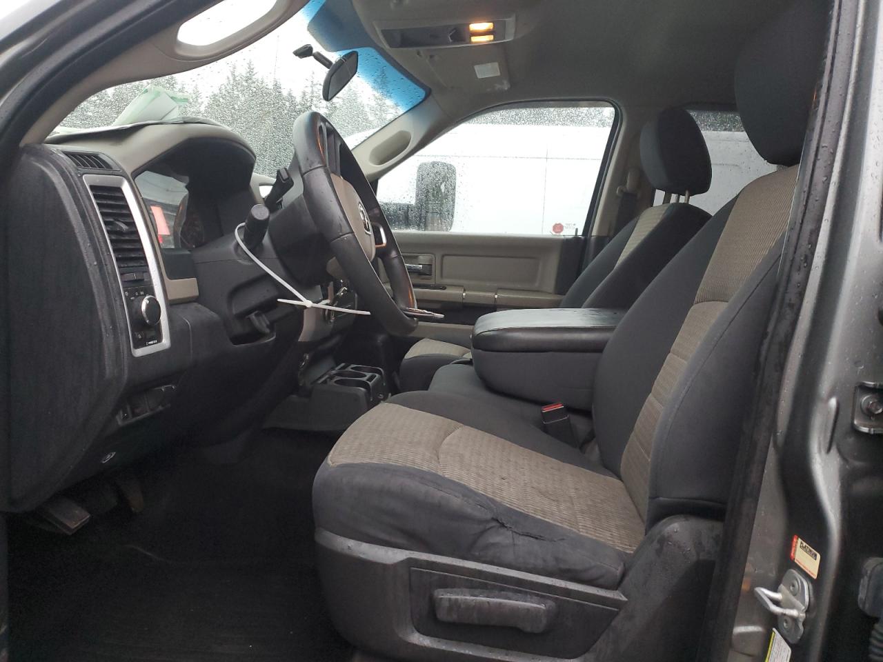 2011 Dodge RAM - Image 7