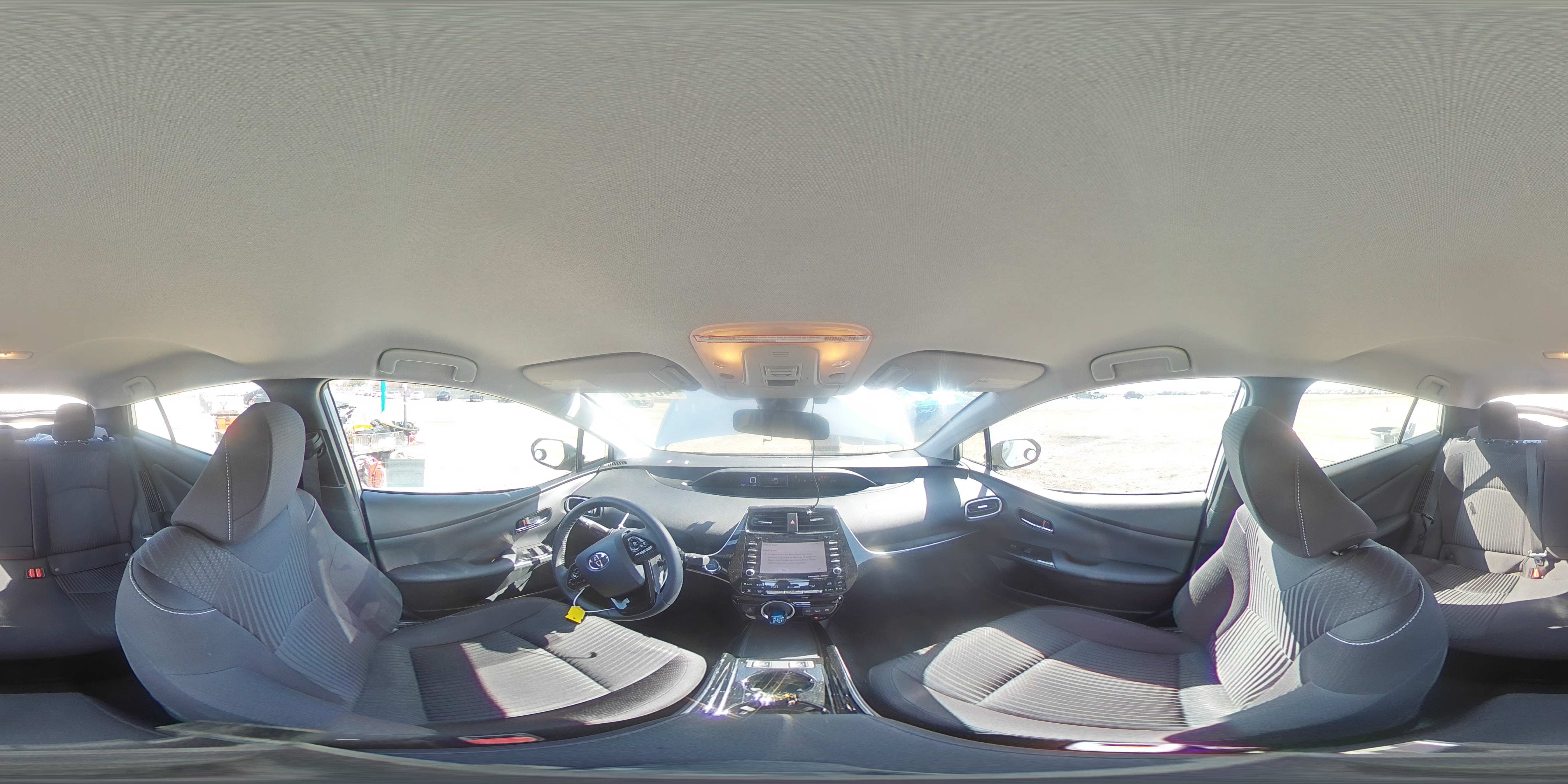 2020 Toyota Prius - Image 14