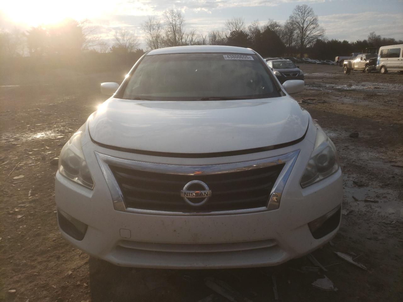 2015 Nissan Altima - Image 5