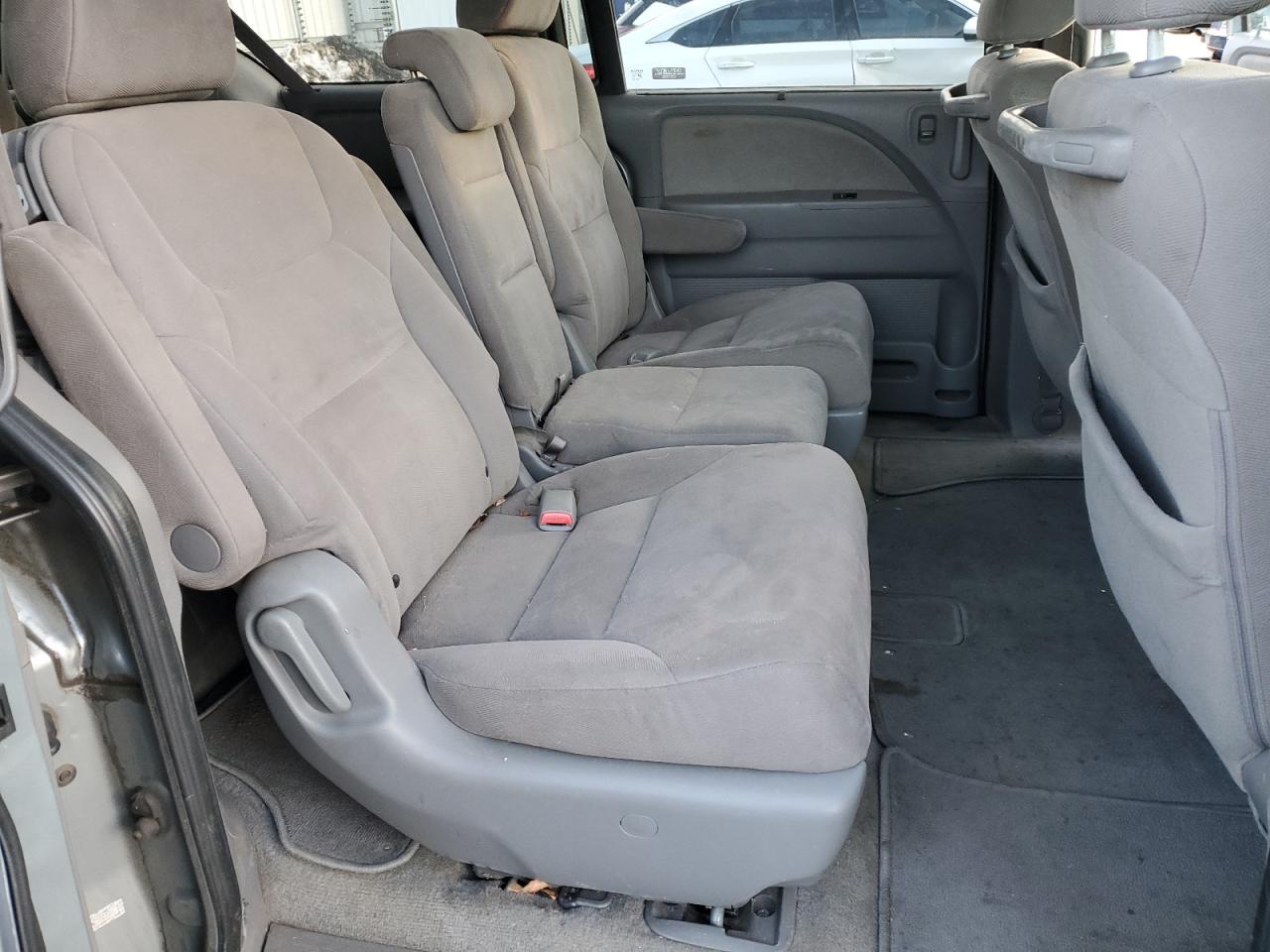 2008 Honda Odyssey - Image 11