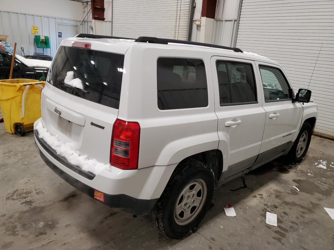 2011 Jeep Liberty (Patriot) - Image 3