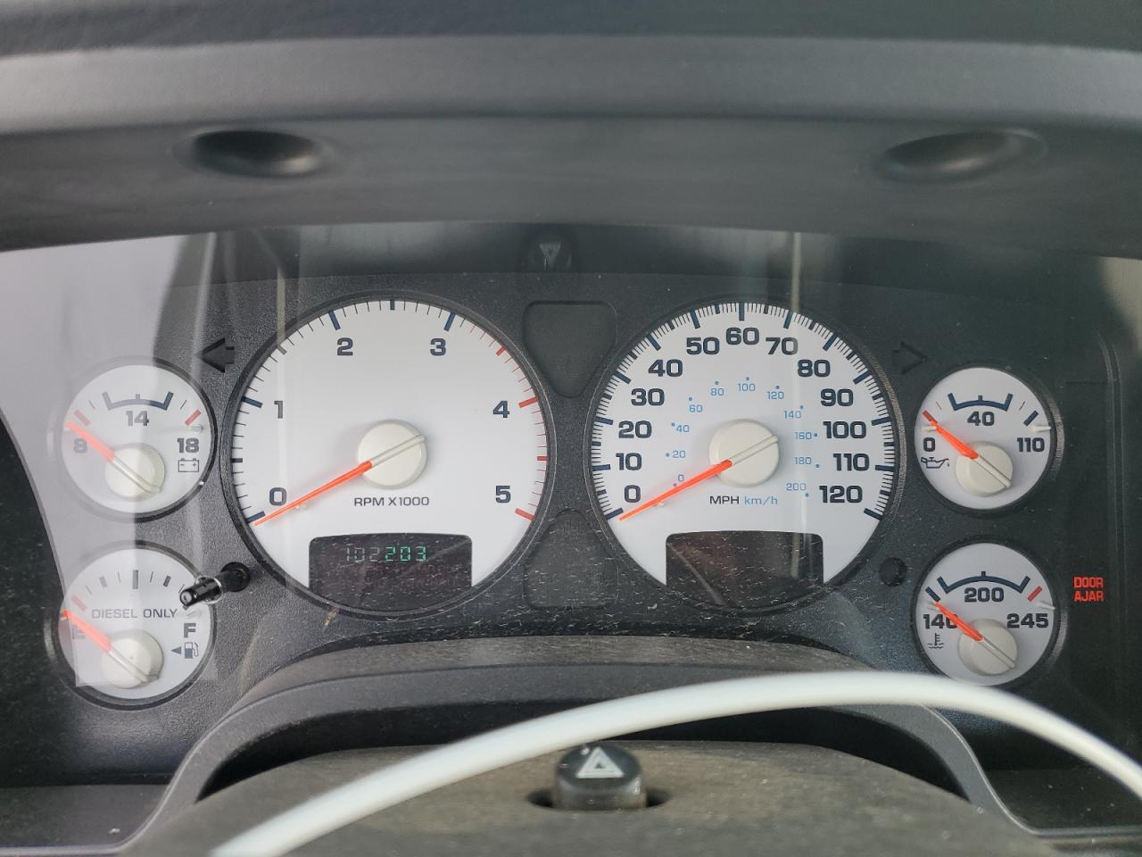 2005 Dodge RAM - Image 9