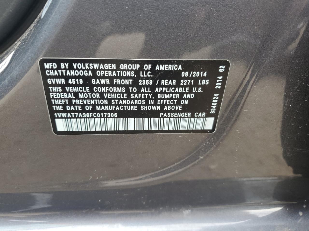 2015 Volkswagen Passat - Image 13