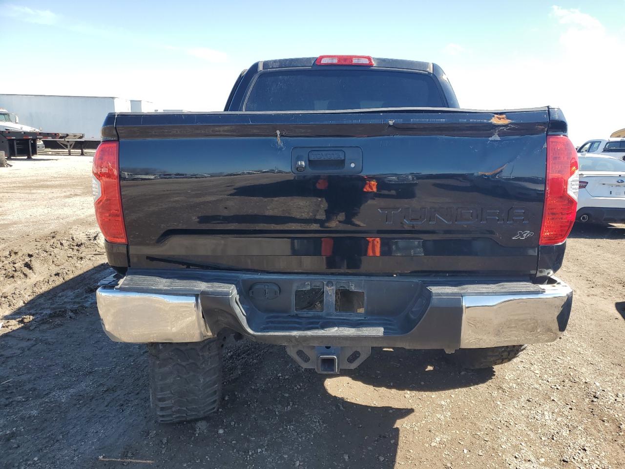2016 Toyota Tundra - Image 6