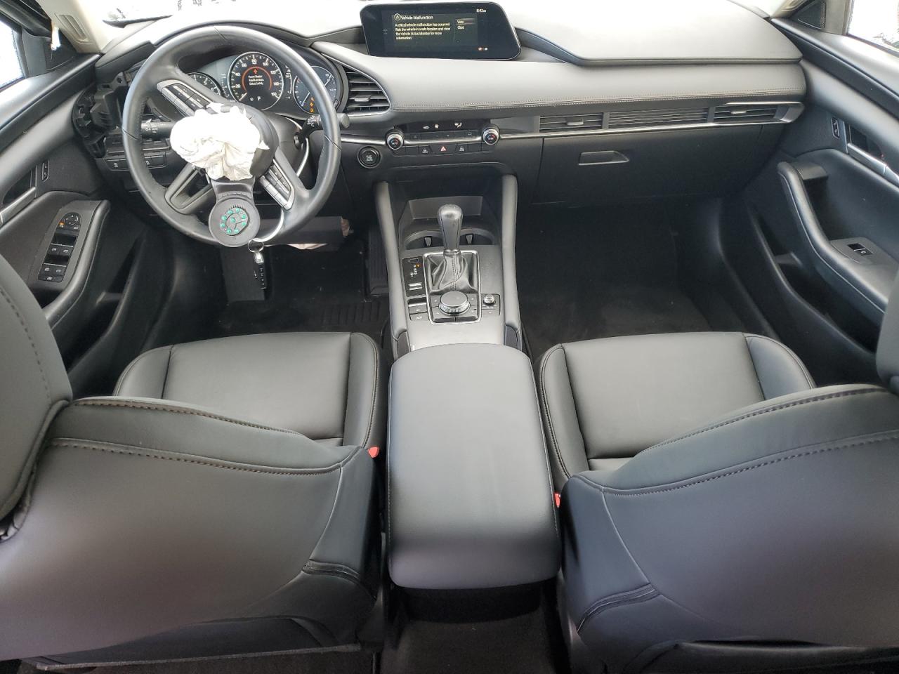 2021 Mazda 3 - Image 8