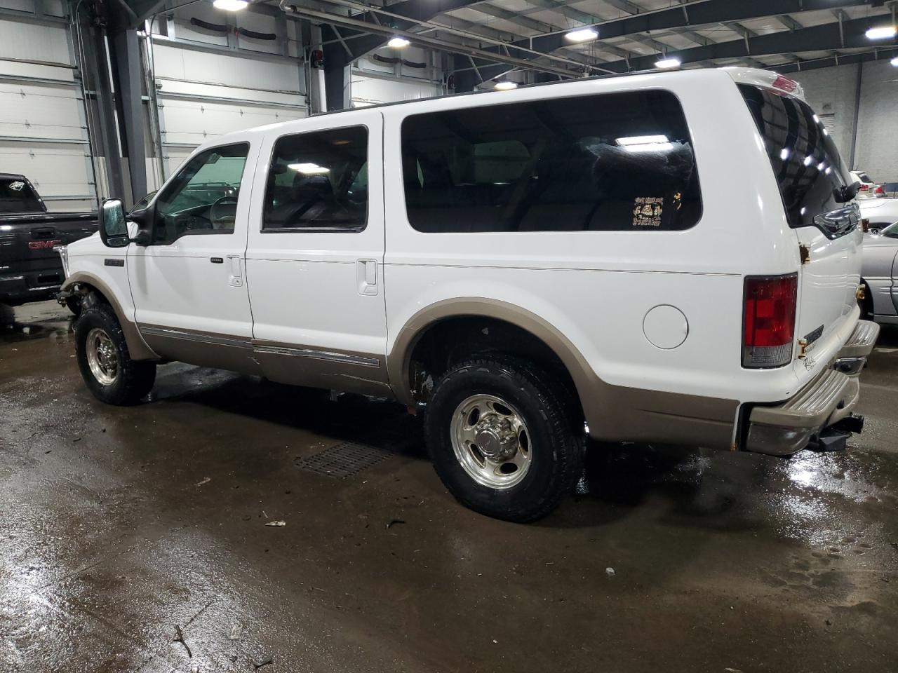 2002 Ford Excursion - Image 2