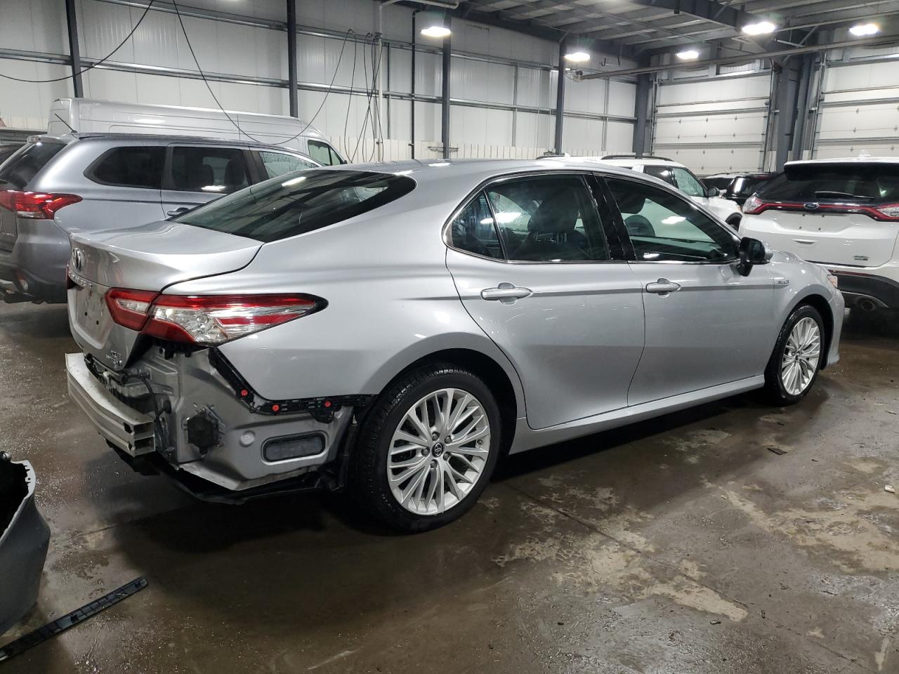 2018 Toyota Camry - Image 3