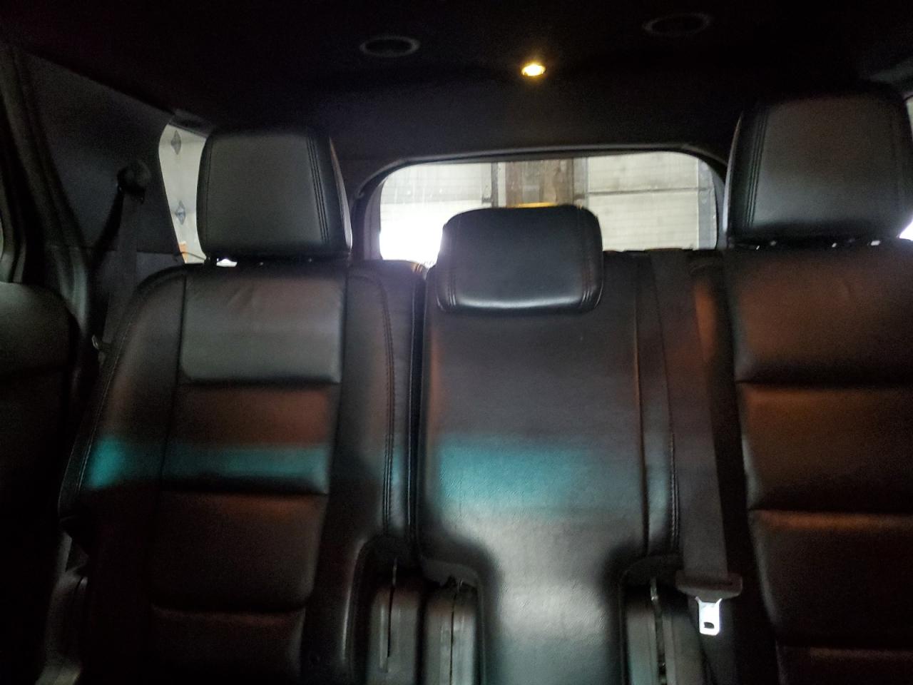 2014 Ford Explorer - Image 10