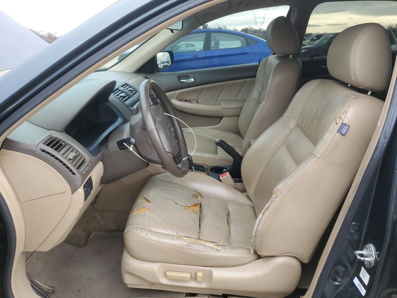 2004 Honda Accord - Image 7