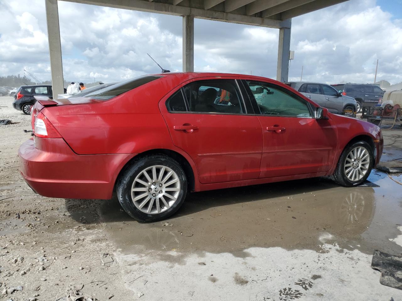 2009 Mercury Milan - Image 3