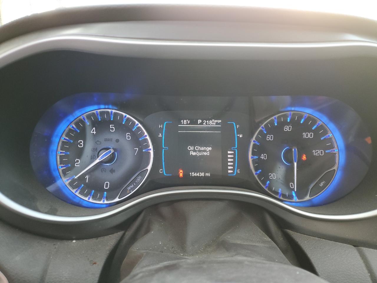 2017 Chrysler Pacifica - Image 9