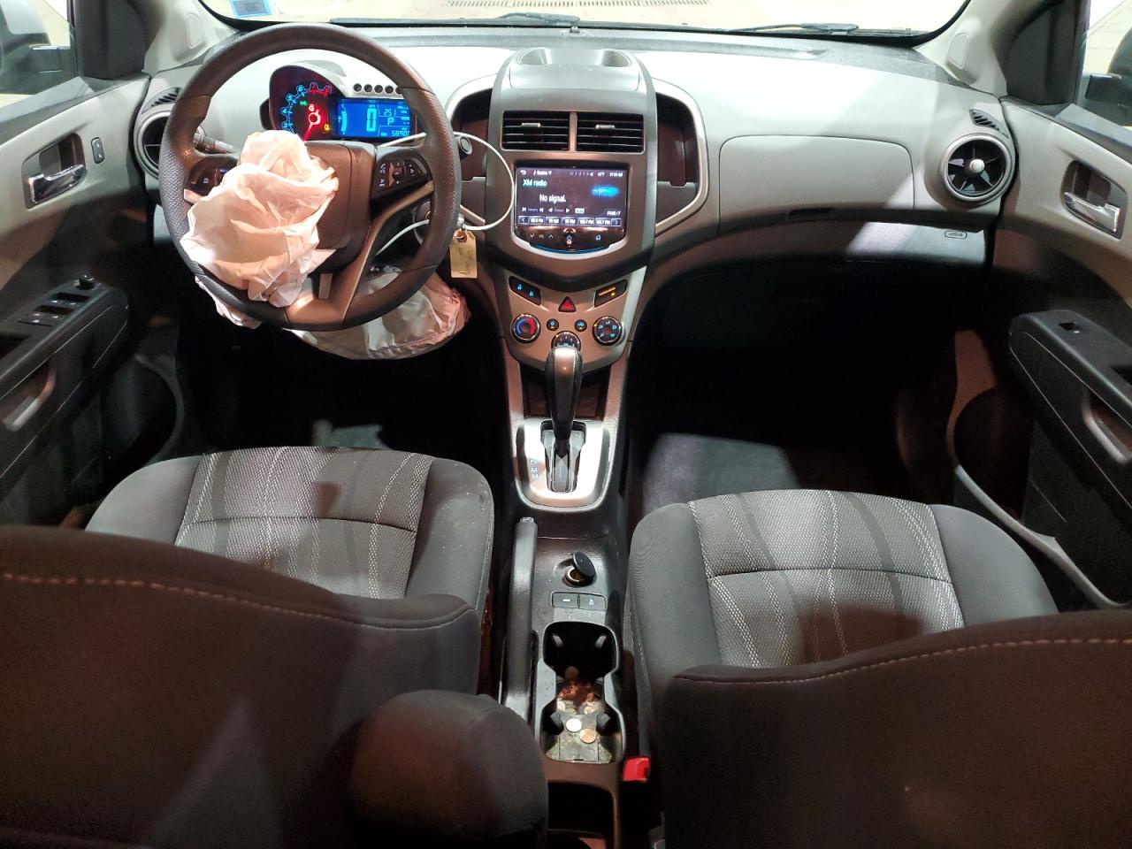 2016 Chevrolet Sonic - Image 8