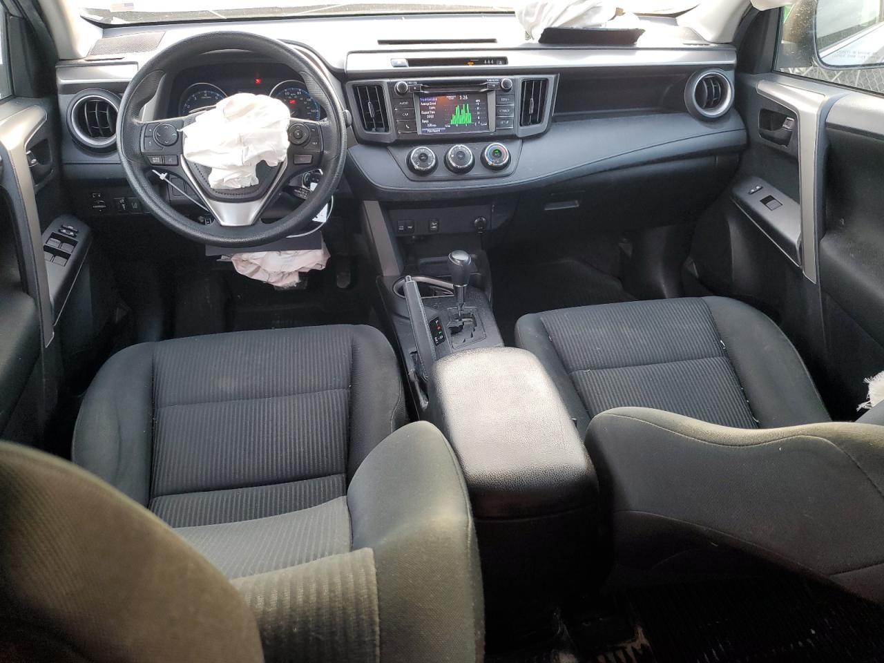 2018 Toyota RAV 4 - Image 8