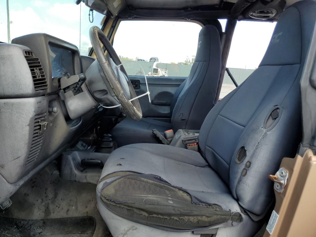 2000 Jeep Wrangler - Image 7