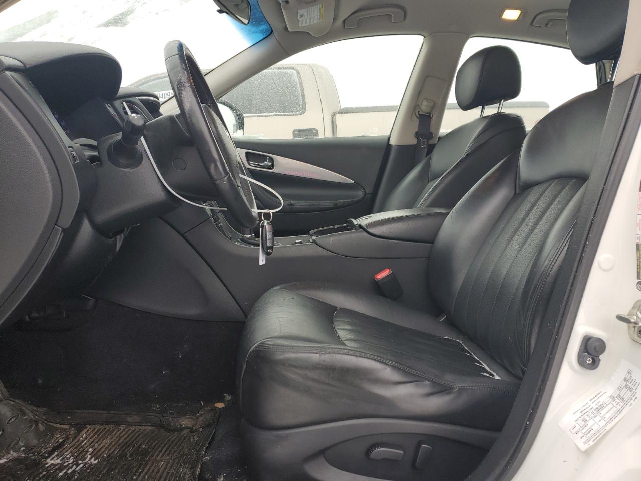 2015 Infiniti QX50 - Image 7