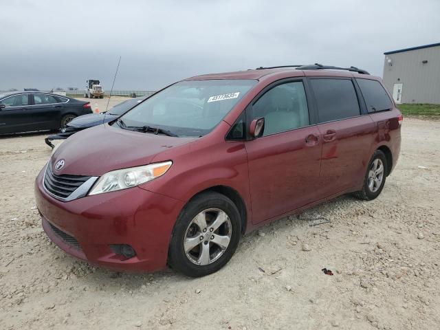 2013 Toyota Sienna Le продається в Temple, TX - Minor Dent/Scratches