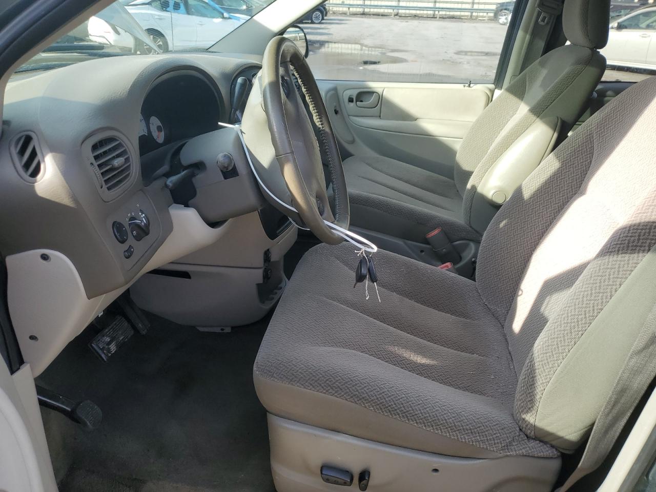 2007 Dodge Caravan - Image 7