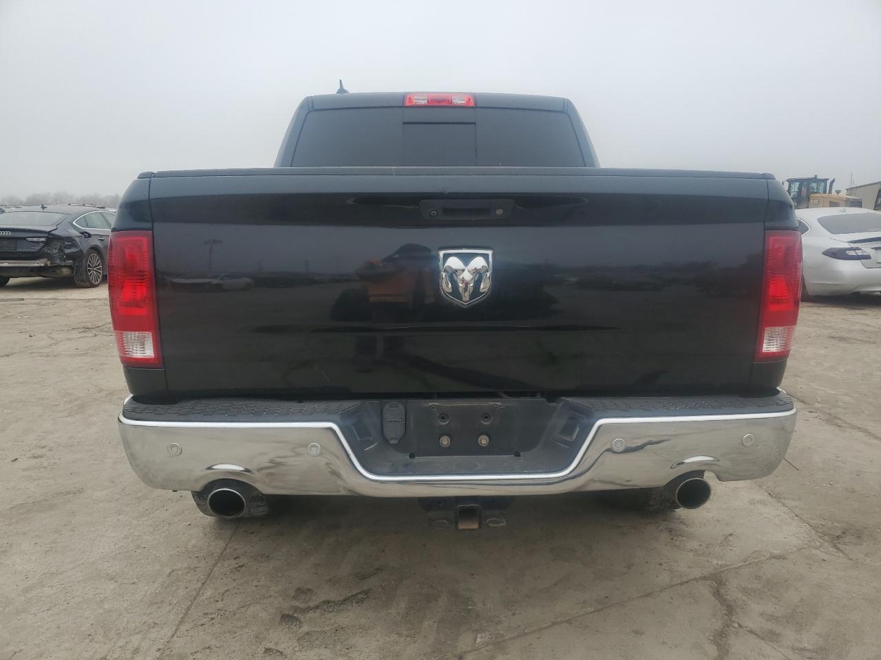 2016 RAM 1500 - Image 6