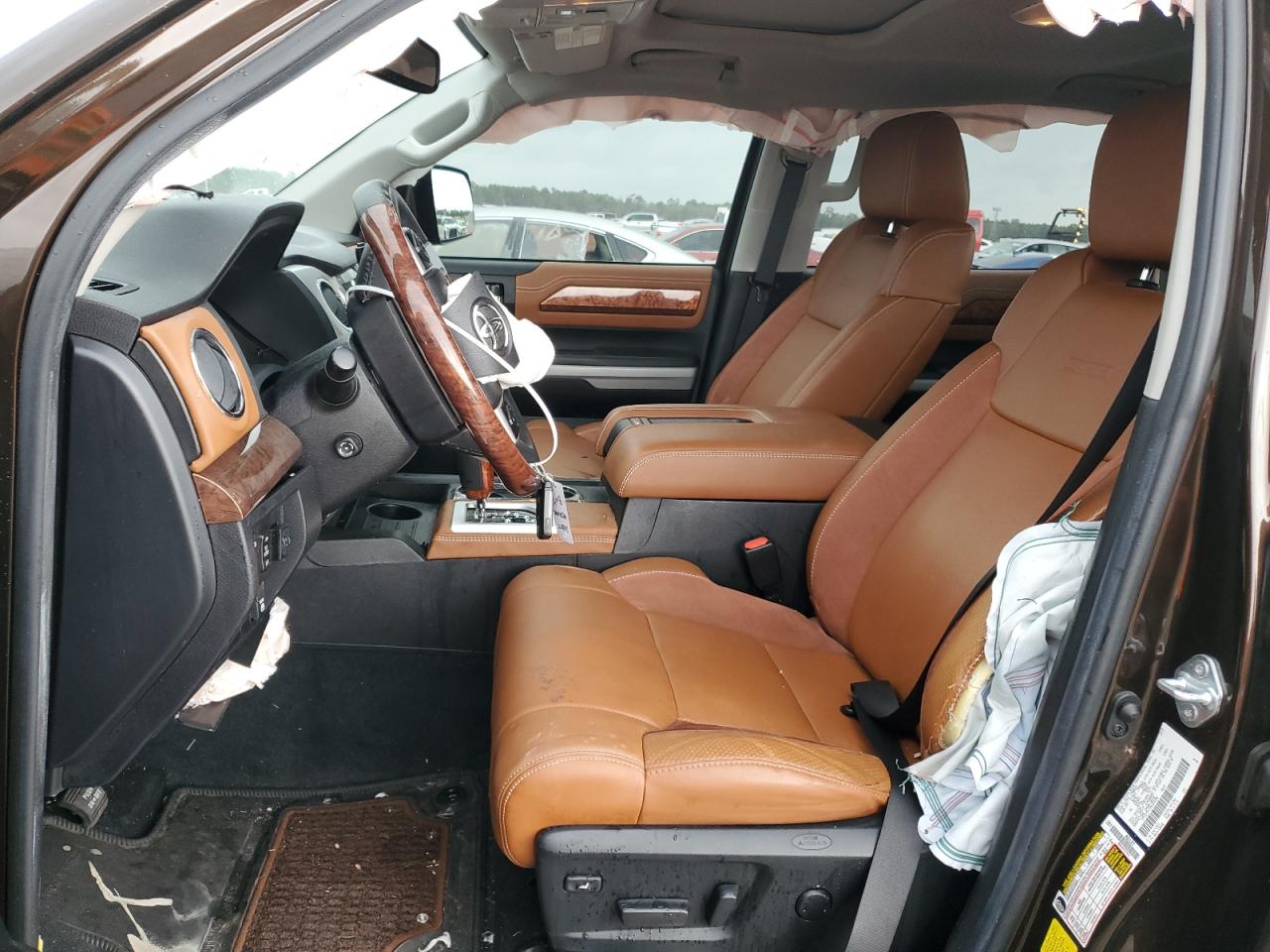2021 Toyota Tundra - Image 7