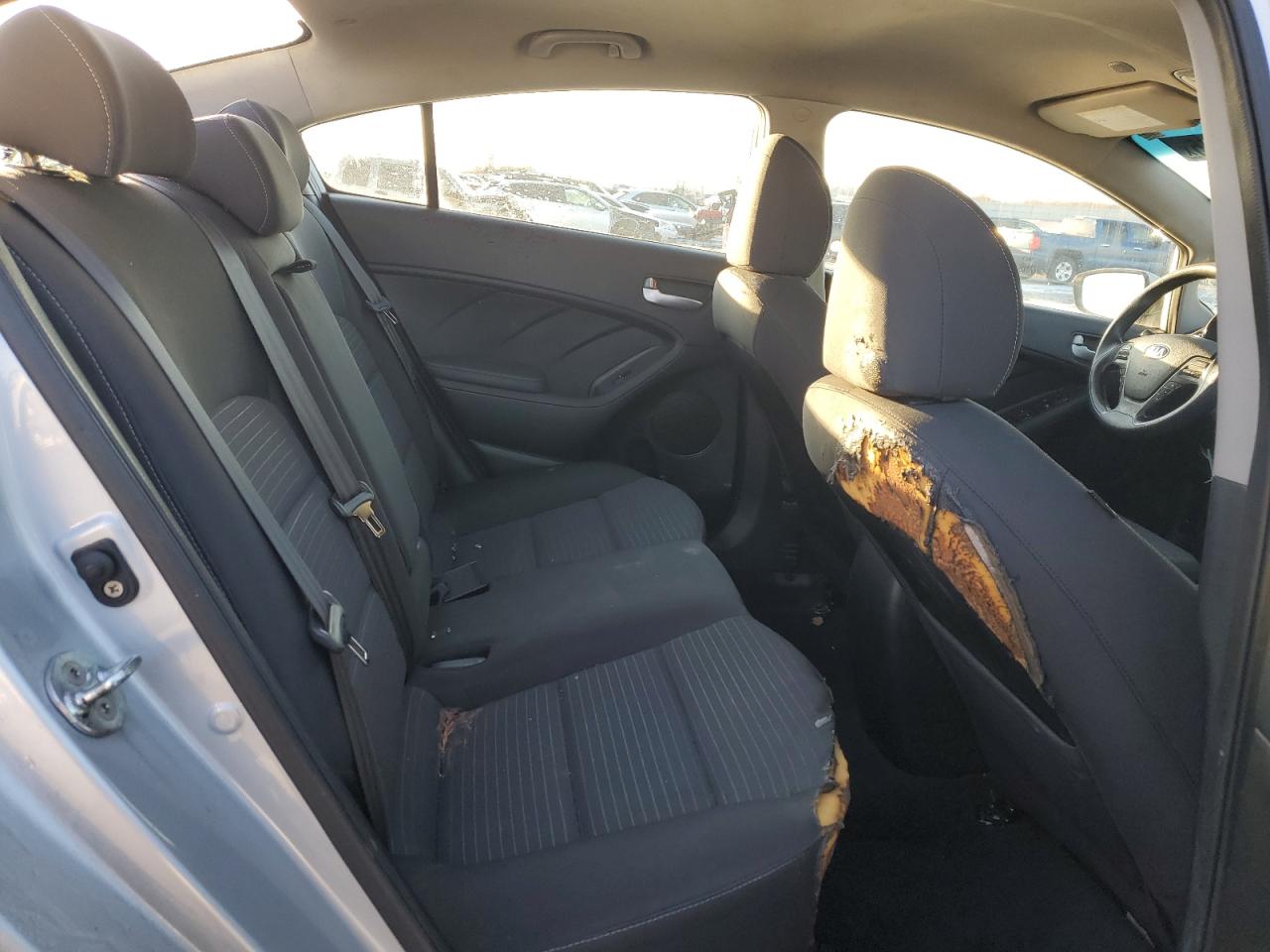 2018 Kia Forte - Image 10