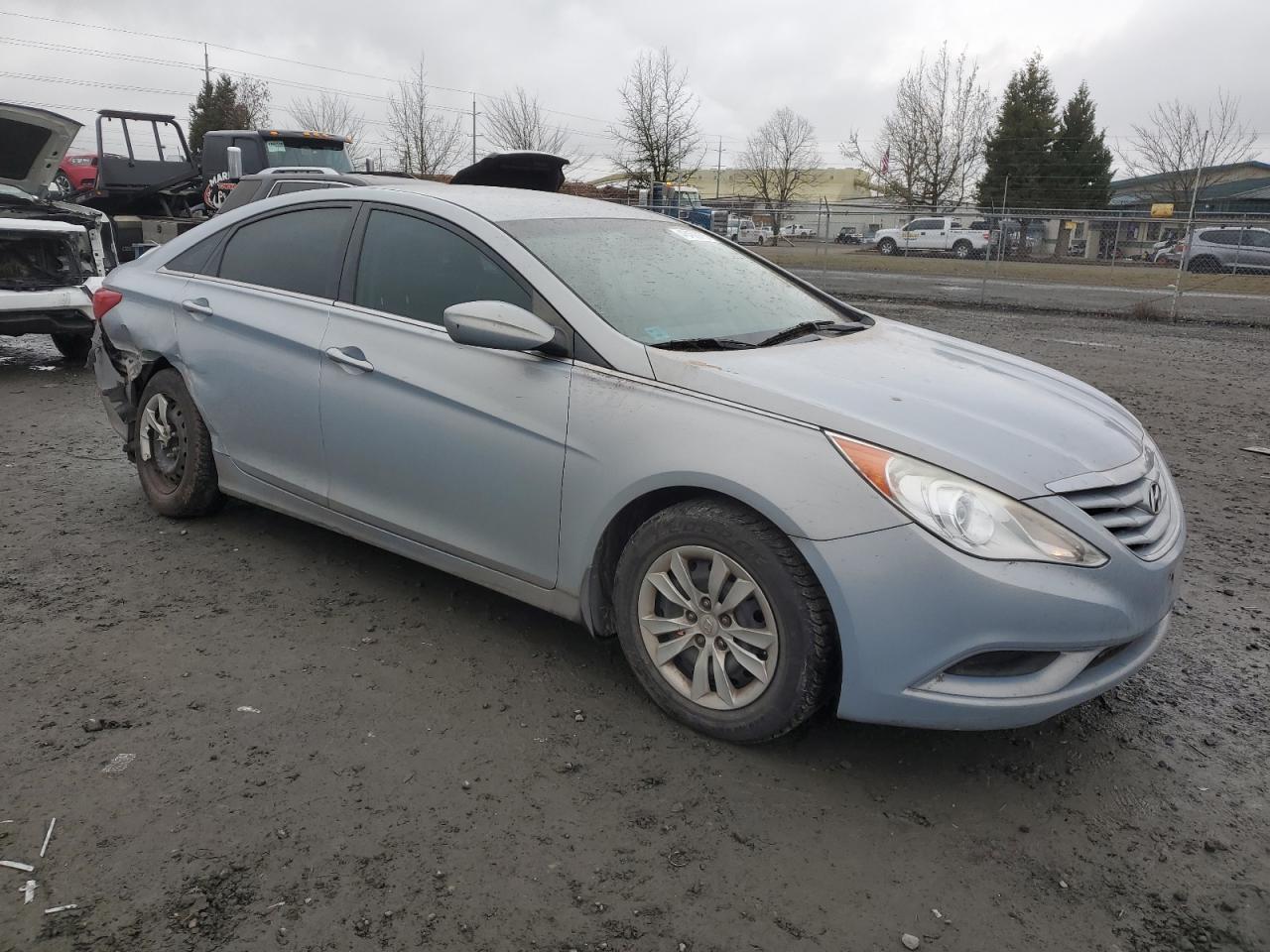 2011 Hyundai Sonata - Image 4