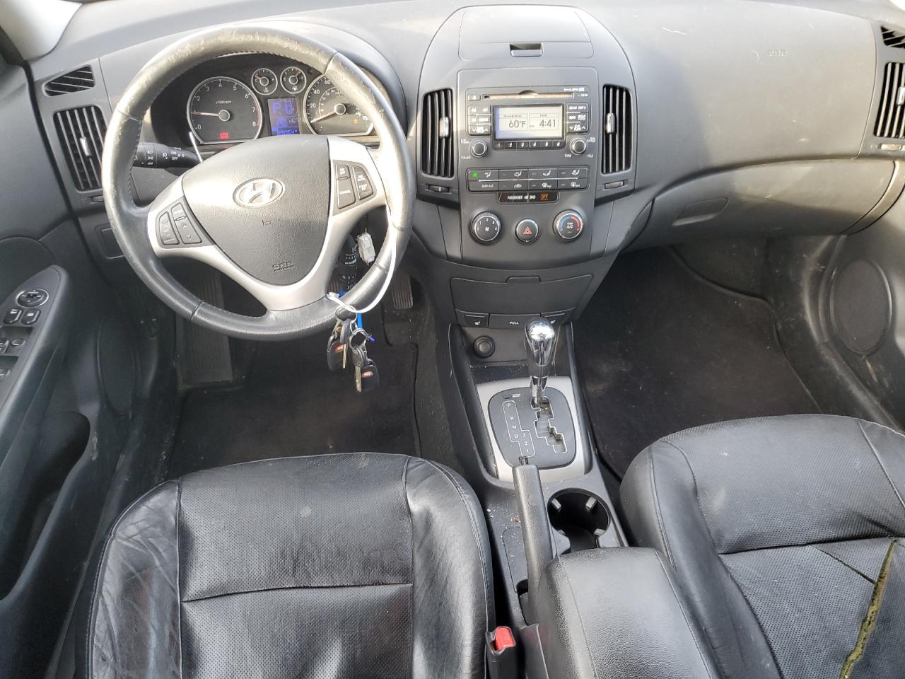 2011 Hyundai Elantra - Image 8