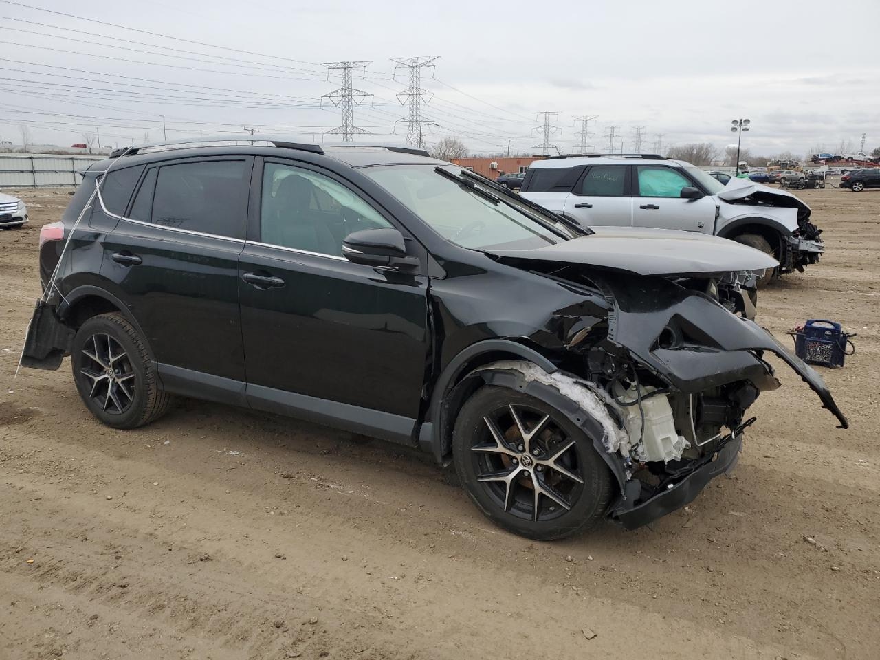 2017 Toyota RAV 4 - Image 4